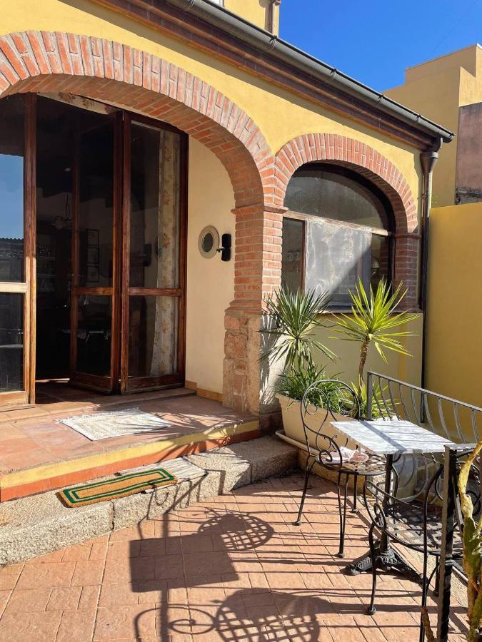 Aventina Holiday Home Burcei Экстерьер фото